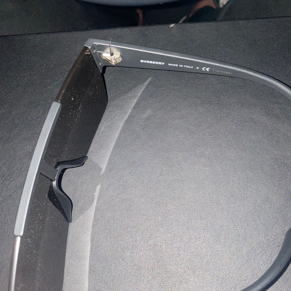 Sunglasses - image 4